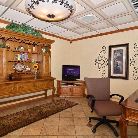Best Western Angus Inn Great Bend Luaran gambar