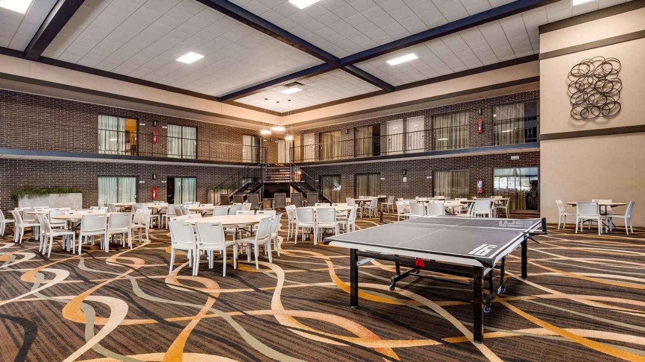Best Western Angus Inn Great Bend Luaran gambar