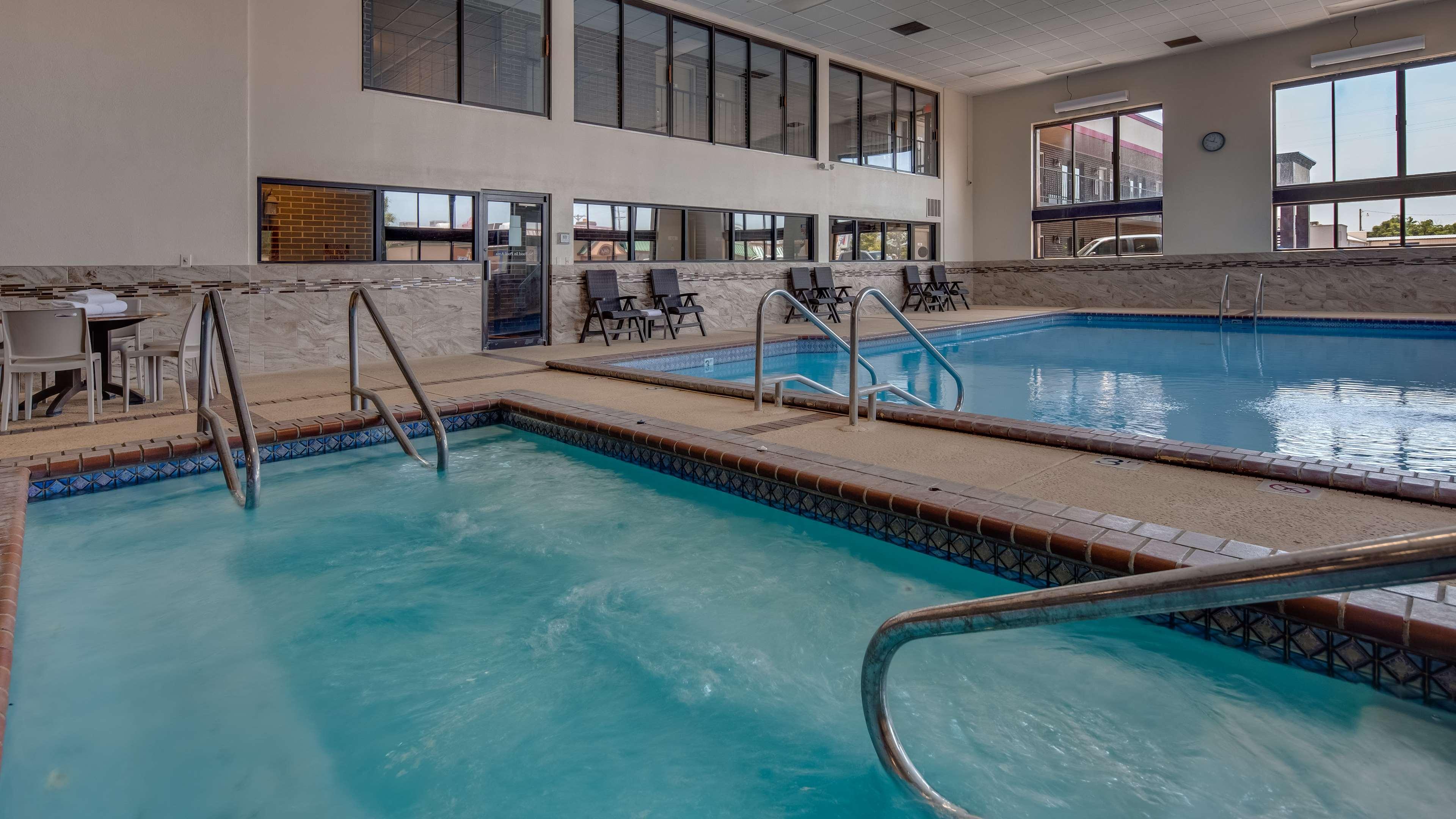 Best Western Angus Inn Great Bend Luaran gambar