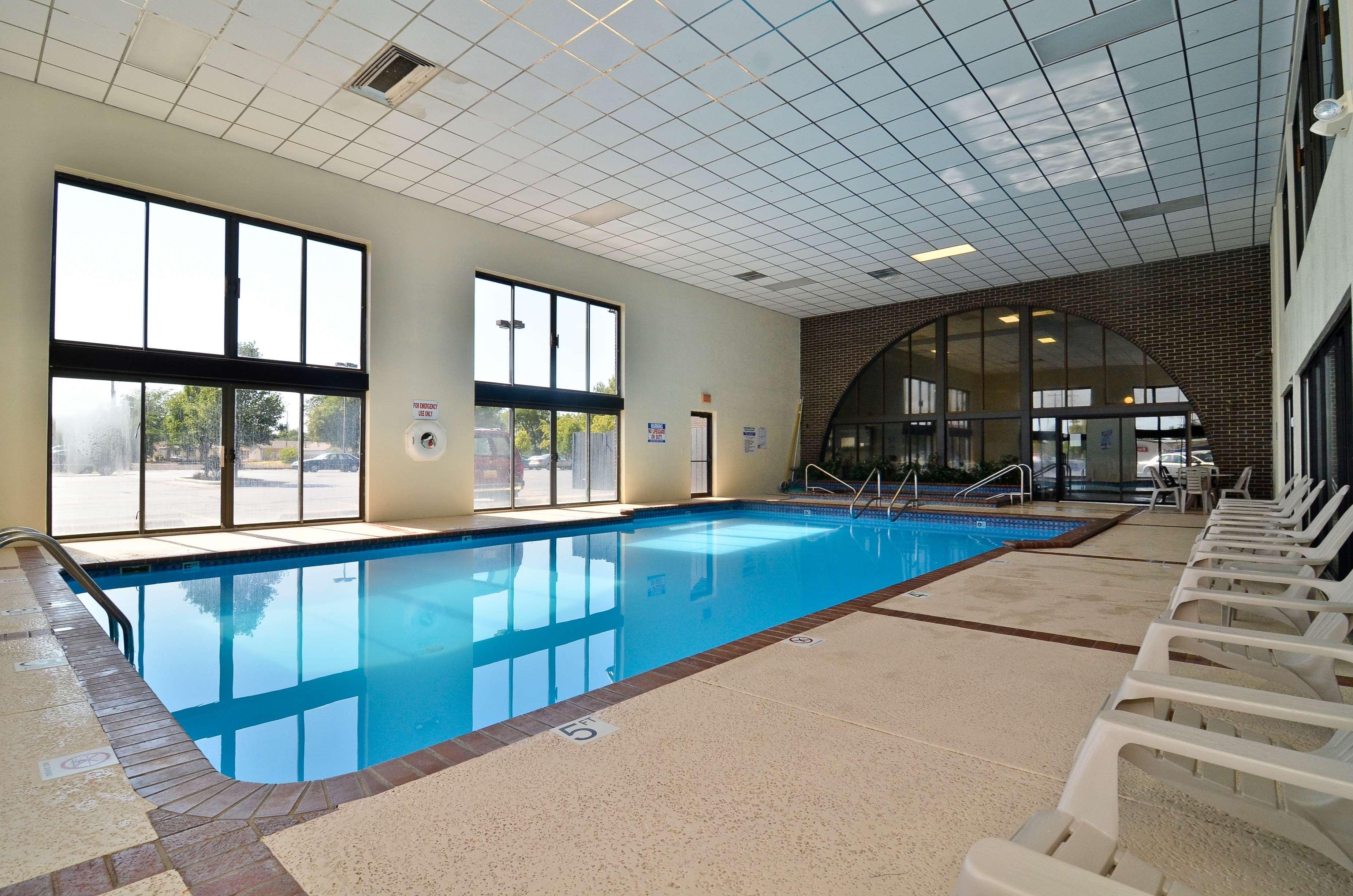 Best Western Angus Inn Great Bend Luaran gambar