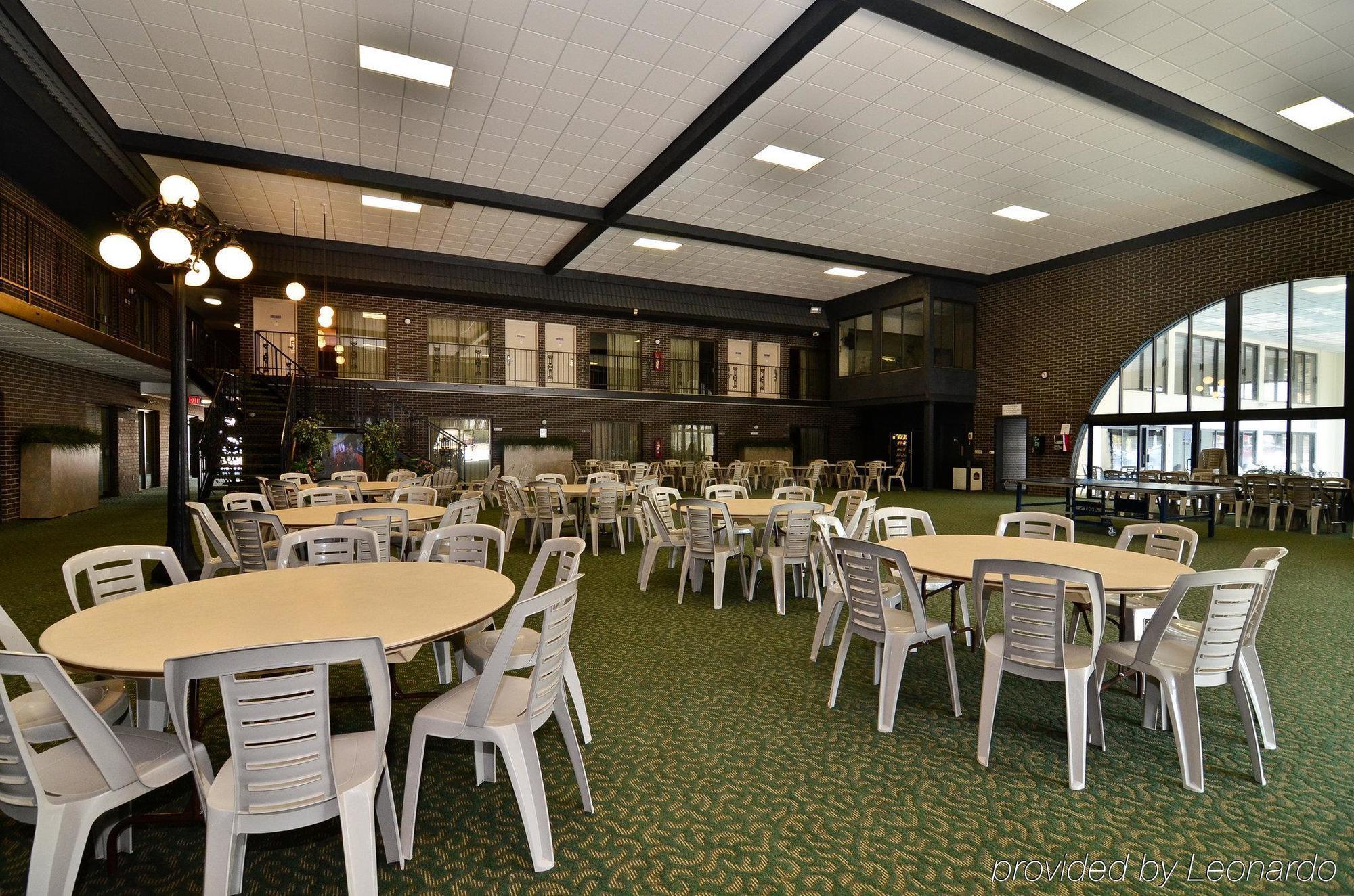 Best Western Angus Inn Great Bend Restoran gambar